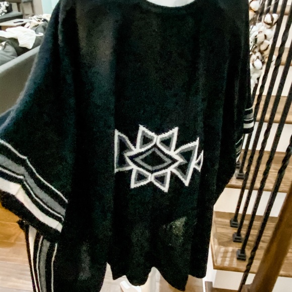 PLY Black Cashmere Aztec Poncho - Picture 2 of 11